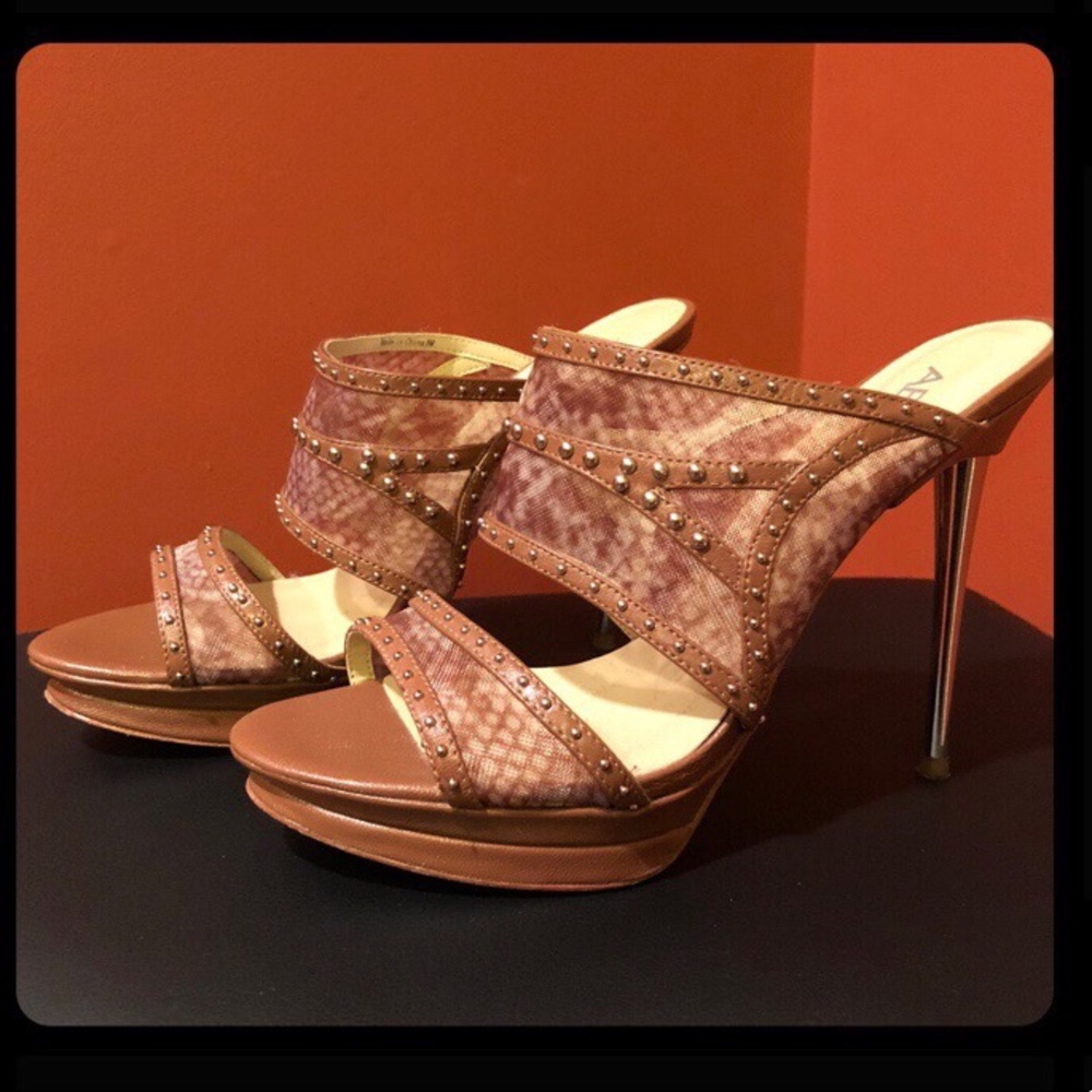 A.B.S. Allen Schwartz Heels